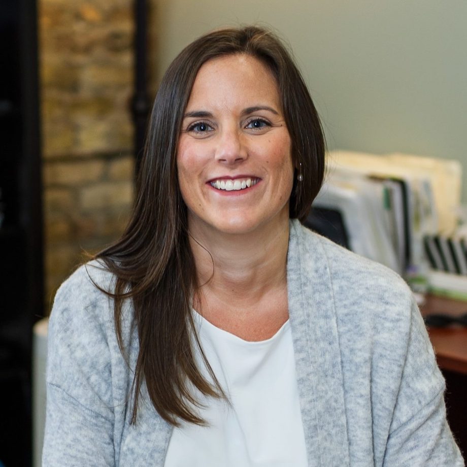 Dr. Kelly Rau